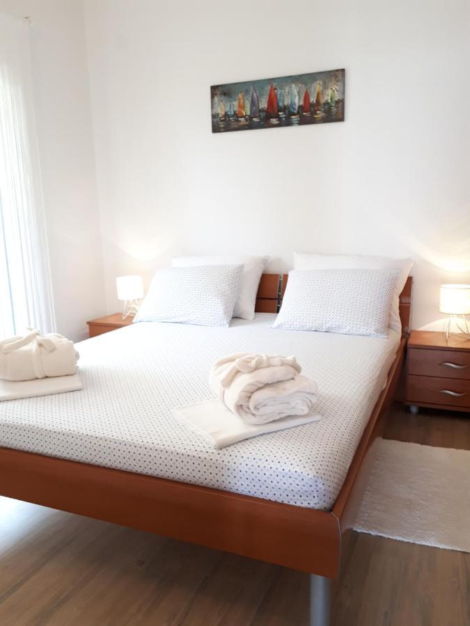 Apartment Prkic Трогир Екстериор снимка